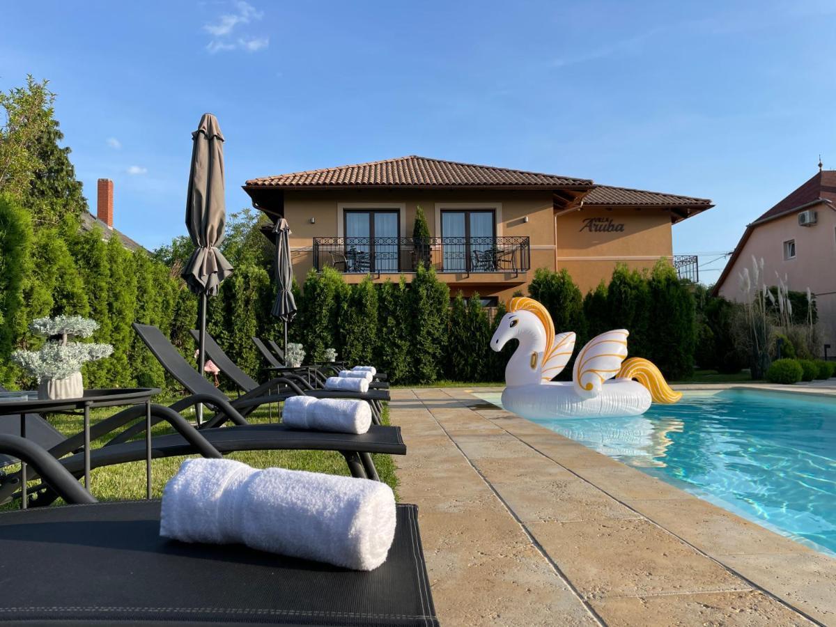 Villa Aruba & Private Spa Suites Keszthely Extérieur photo