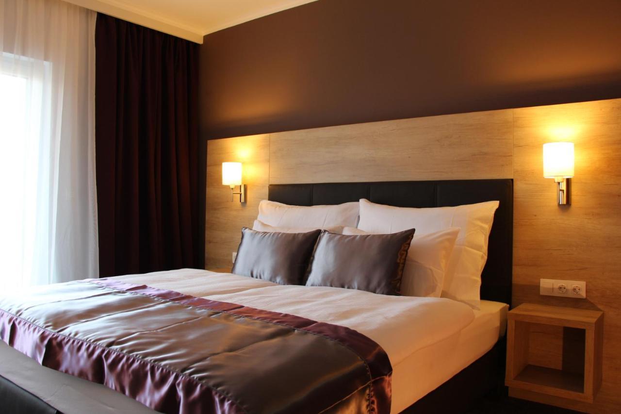 Villa Aruba & Private Spa Suites Keszthely Extérieur photo
