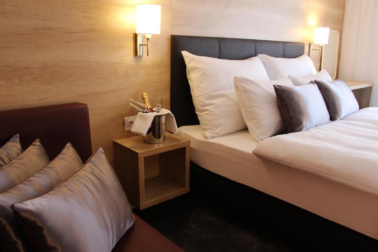 Villa Aruba & Private Spa Suites Keszthely Extérieur photo
