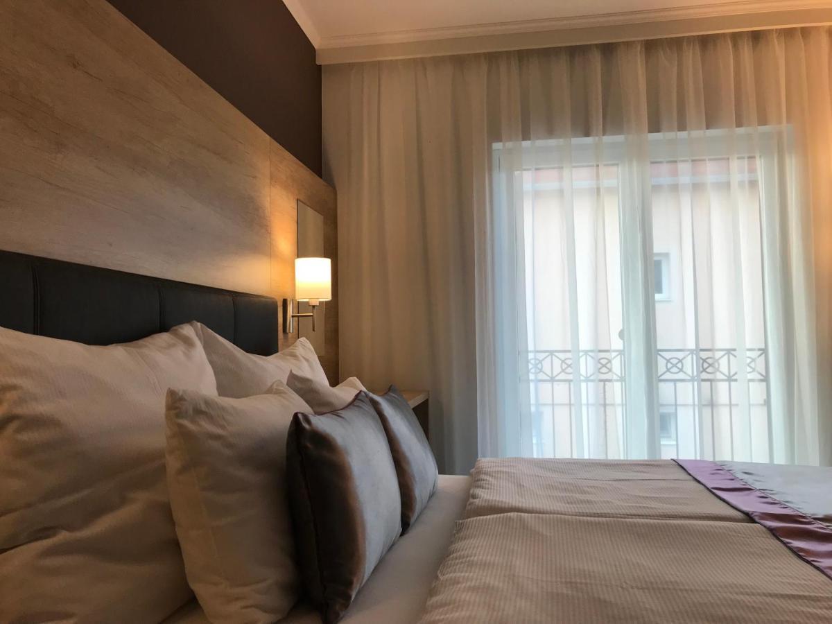 Villa Aruba & Private Spa Suites Keszthely Extérieur photo